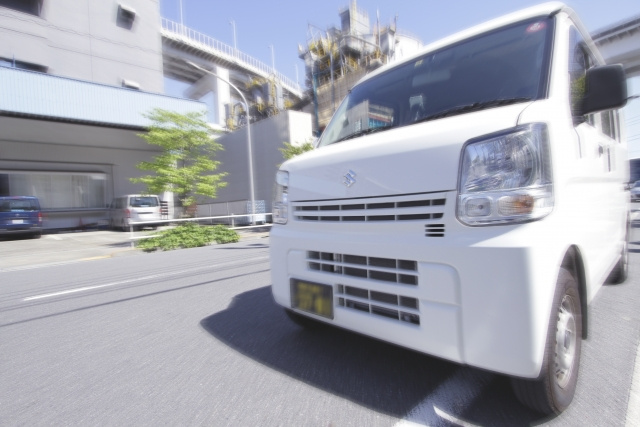 横浜市で雨漏りの修理・屋根の工事…【山田工芸】は相模原市から出張対応します